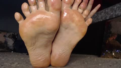 Alanna online show from January 2025 03:29:02 AM