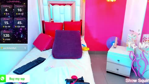 Ana online show from February 2025 10:43:02 PM