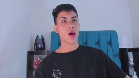 alannaughty_ online show from January 2025 09:22:01 PM