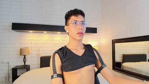 alannaughty_ online show from January 2025 09:35:02 PM