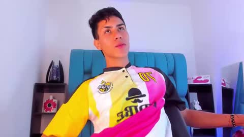 alannaughty_ online show from January 2025 06:43:02 AM