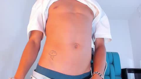 alannaughty_ online show from February 2025 10:58:01 PM