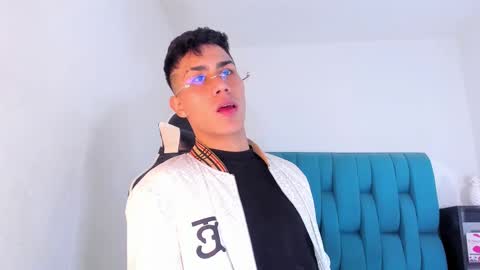 alannaughty_ online show from March 2025 08:55:01 PM