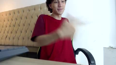 alantrickz365 online show from October 2025 02:34:01 AM