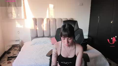 Snapshot of alaskaflowers_ chatting on July 2026 10:56:01 PM Alaska online show from July 2026 10:56:01 PM