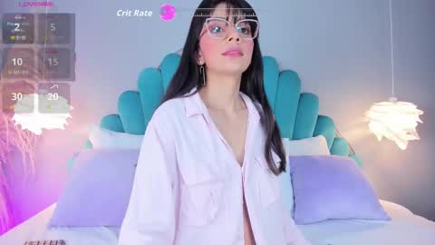 Alassia Hocthner online show from November 2025 11:43:02 AM