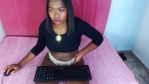 alaurinortizcm101 online show from February 2026 04:09:02 AM