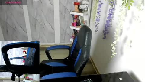 Snapshot of alayasmile chatting on May 2026 12:44:02 PM Alaya online show from May 2026 12:44:02 PM