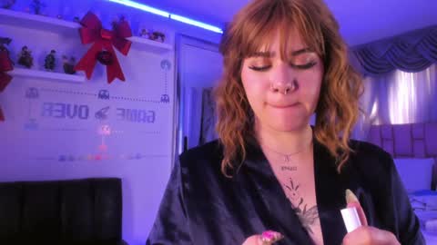 albaandthayron online show from December 2024 03:09:02 PM