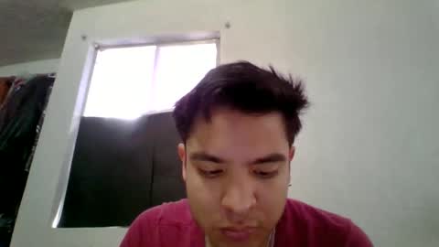 albertoarenas16 online show from May 2026 05:10:01 PM