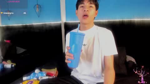 ale_aurarashi online show from September 2025 10:15:02 AM