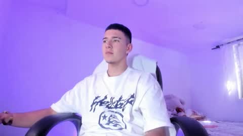 Aleck Boy online show from January 2026 07:06:01 PM