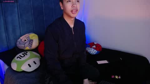 Snapshot of aleclightwood_ chatting on January 2025 02:41:01 PM Alec online show from January 2025 02:41:01 PM