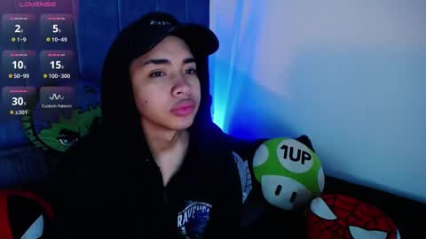 Snapshot of aleclightwood_ chatting on January 2025 12:52:01 PM Alec online show from January 2025 12:52:01 PM