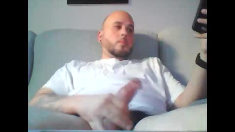 Snapshot of aleeexxxx4u chatting on November 2025 08:26:01 AM aleeexxxx4u online show from November 2025 08:26:01 AM