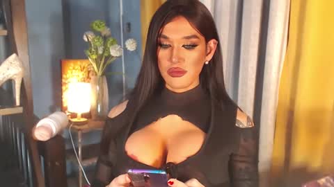 aleinacroft online show from February 2025 06:21:02 AM