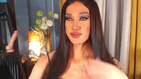 aleinacroft online show from March 2025 09:48:02 PM