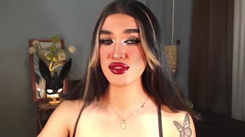 aleinacroft online show from September 2025 08:19:01 AM