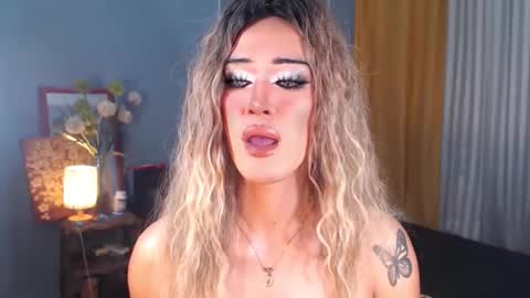 aleinacroft online show from November 2025 06:40:02 AM