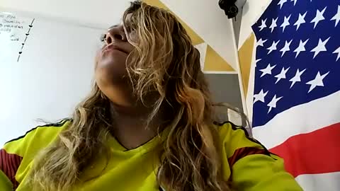 Snapshot of aleja_lollipop chatting on July 2026 01:37:01 PM Aleja online show from July 2026 01:37:01 PM