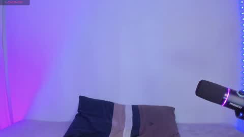 Aleja online show from December 2024 10:45:01 PM