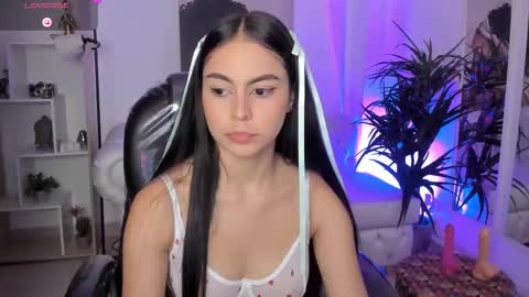 Alejandra online show from March 2025 02:23:02 PM