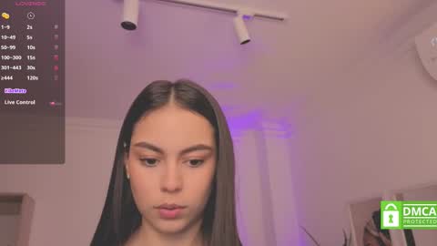 Alejandra online show from September 2025 11:34:02 AM