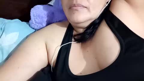 alejakin online show from November 2025 09:46:02 PM