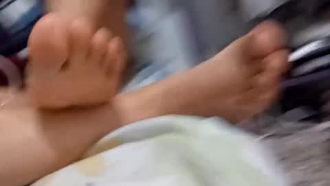 alejakin online show from December 2025 04:50:01 AM