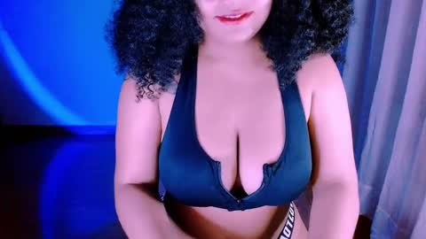 Alejandra  online show from March 2025 01:37:01 AM