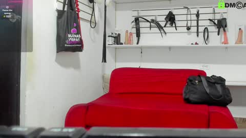 Alejandra online show from January 2025 12:10:01 PM