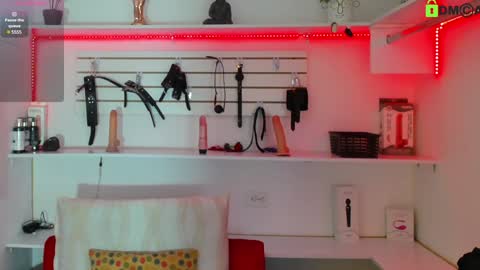 Alejandra online show from January 2025 12:05:02 PM