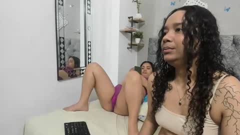 Snapshot of alejandra_evanss chatting on December 2024 05:56:01 AM alejandra_evanss online show from December 2024 05:56:01 AM