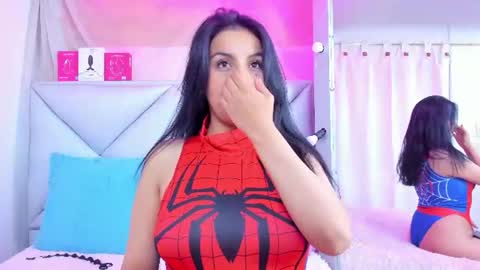 alejandra_lee19 online show from June 2026 07:25:02 AM