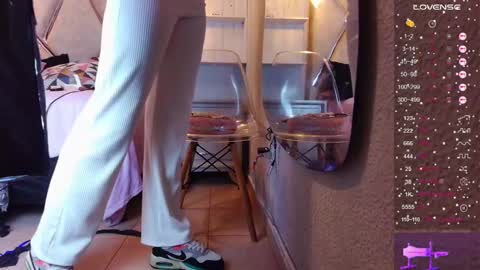 alejandra martins online show from February 2025 03:08:02 PM