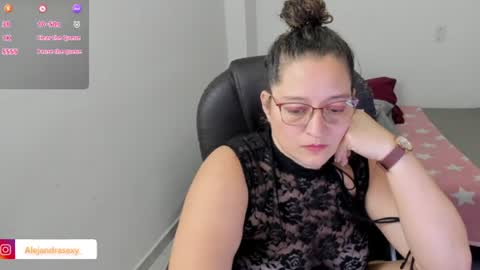 Snapshot of alejandra_milf_ chatting on July 2026 08:33:02 PM alejandra online show from July 2026 08:33:02 PM