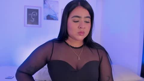 Snapshot of alejandrarojas_ chatting on April 2026 05:30:01 PM Alejandra online show from April 2026 05:30:01 PM