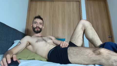 Alejandro Hernndez online show from October 2025 03:01:02 AM