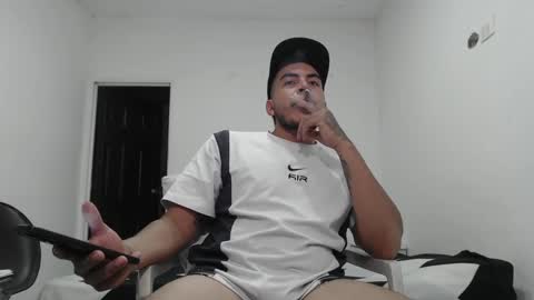 alejandrocock online show from March 2025 11:44:02 PM