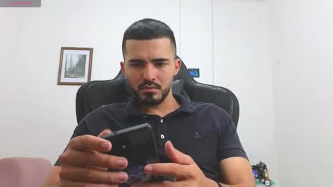 alejandroo_7 online show from November 2025 08:08:01 PM