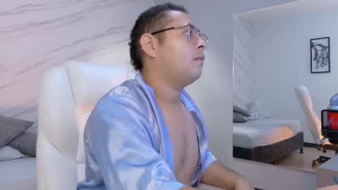 Snapshot of alejandrosweet_ chatting on February 2026 12:14:01 PM Alejandro online show from February 2026 12:14:01 PM