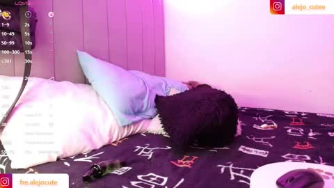 alejo_cute online show from December 2024 10:13:01 PM