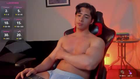 Alek online show from September 2025 01:44:01 AM