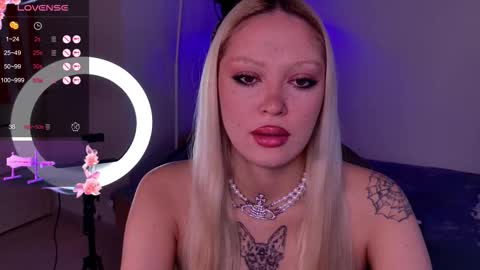 aleksacandy online show from November 2025 03:12:02 AM