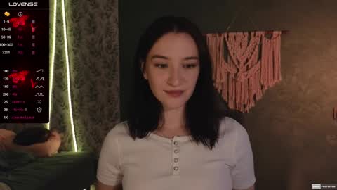 Snapshot of alena_navi chatting on January 2025 03:15:01 AM Alena online show from January 2025 03:15:01 AM