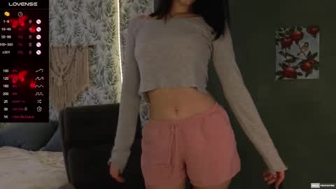 Snapshot of alena_navi chatting on February 2025 07:40:01 AM Alena online show from February 2025 07:40:01 AM