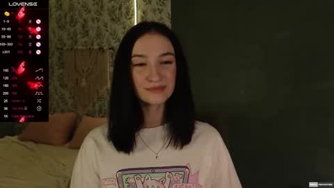 Snapshot of alena_navi chatting on February 2025 05:29:01 PM Alena online show from February 2025 05:29:01 PM