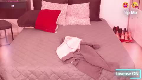 Alenni online show from March 2026 03:56:02 AM