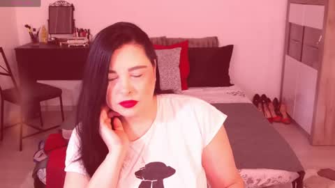 Snapshot of alenni chatting on May 2026 02:50:02 AM Alenni online show from May 2026 02:50:02 AM