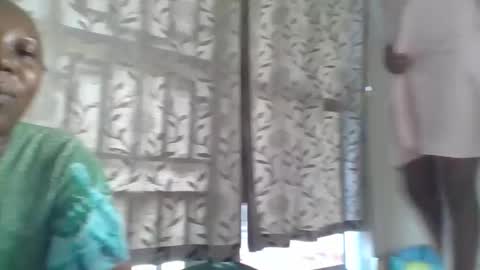 Noreen Kennth and Emilly online show from September 2025 07:23:01 AM